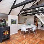 Luxury Retreat On Romo - By Traum بيت للعطل
